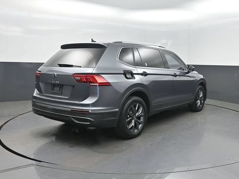 Used 2022 Volkswagen Tiguan SE FWD image 37