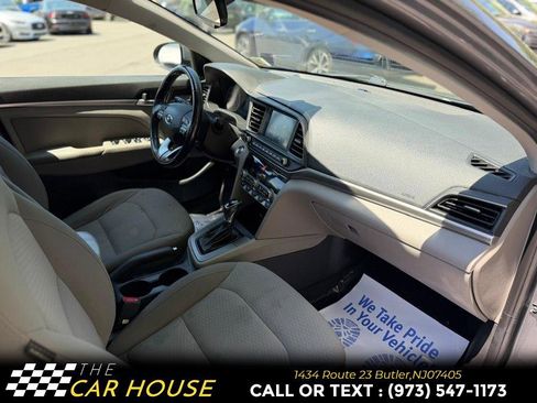 Used 2019 Hyundai Elantra Value Edition FWD image 24