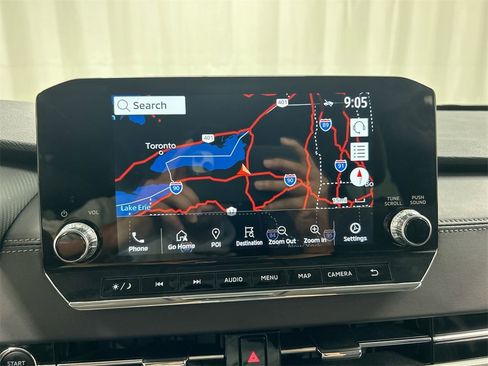 Used 2023 Mitsubishi Outlander SE image 16