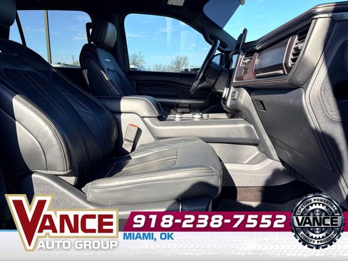 Used 2022 Ford Expedition Platinum AWD/4WD image 22