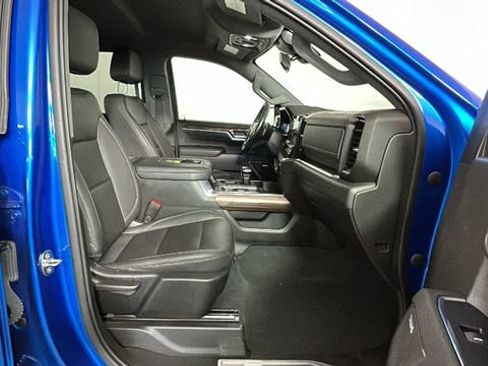 Used 2022 Chevrolet Silverado 1500 RST w/ Convenience Package II AWD/4WD image 30