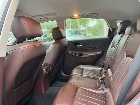 Used 2017 INFINITI QX50 2WD w/ Premium Package image 6