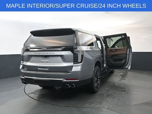 Used 2026 Chevrolet Suburban High Country image 22