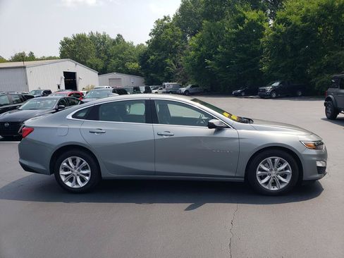 Used 2024 Chevrolet Malibu LT FWD image 4