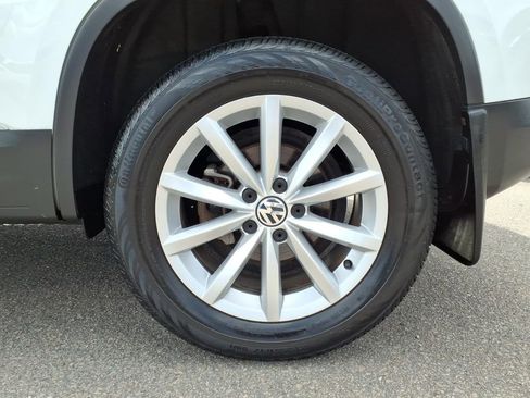 Used 2017 Volkswagen Tiguan Wolfsburg Edition AWD/4WD image 23