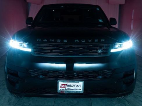 Used 2025 Land Rover Range Rover Sport AWD/4WD image 37
