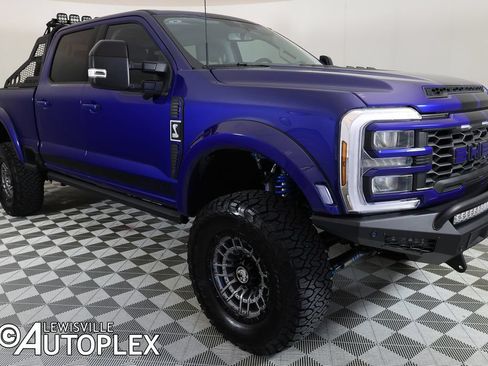 Used 2026 Ford F250 Lariat w/ Black Appearance Package AWD/4WD image 3