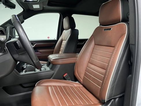 Used 2025 GMC Sierra 3500 Denali Ultimate image 21