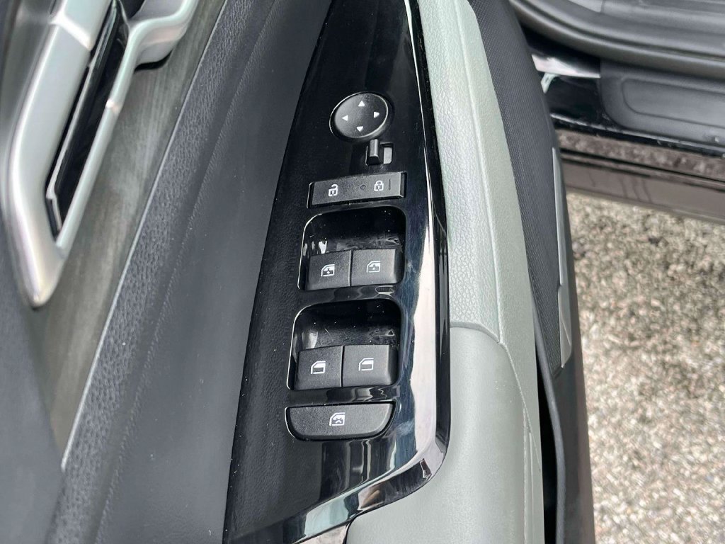 Used 2024 Kia Sportage X-Line w/ X-Line Premium Package AWD/4WD image 14