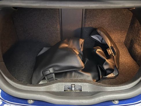 Used 2005 Volkswagen Beetle GL image 22