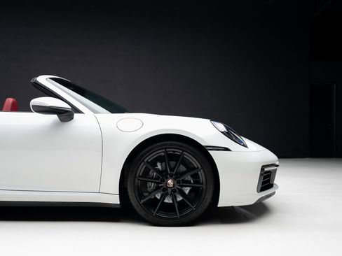 Used 2020 Porsche 911 Carrera image 39