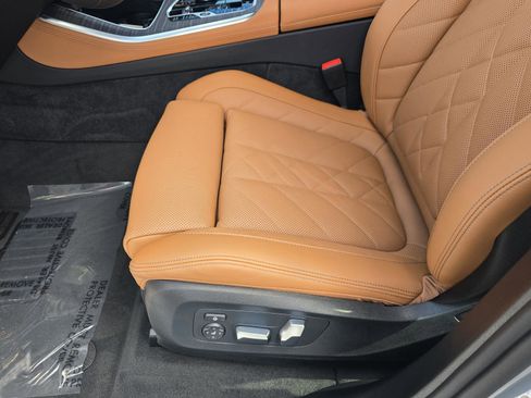 New 2026 BMW X5 xDrive50e w/ Executive Package image 43