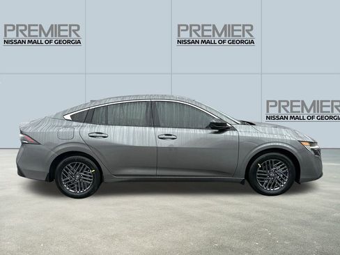 Used 2026 Nissan Sentra SV w/ SV Convenience Package image 4