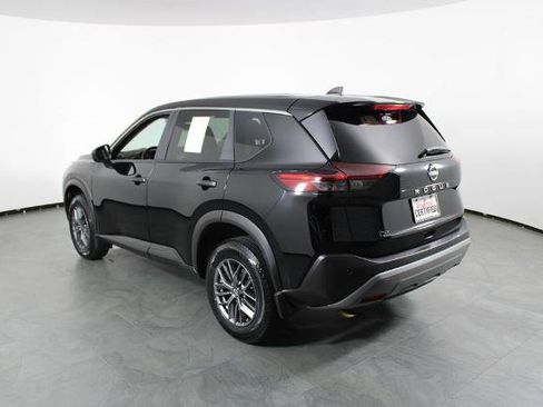 Certified 2023 Nissan Rogue S FWD image 4