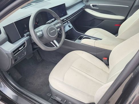 Used 2025 Hyundai Sonata SEL FWD image 13