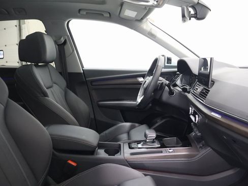 Certified 2025 Audi Q5 e Premium Plus w/ Premium Plus Package image 21
