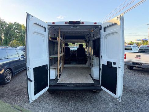 Used 2019 RAM ProMaster 2500 FWD image 9