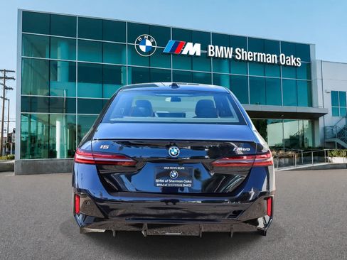 New 2026 BMW i5 M60 AWD/4WD image 5