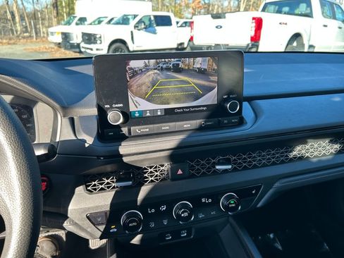 Used 2023 Honda Accord EX image 17