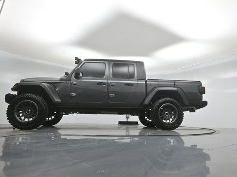 Used 2023 Jeep Gladiator Sport AWD/4WD image 44