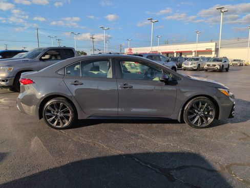 Certified 2024 Toyota Corolla SE w/ SE Premium Package FWD image 6