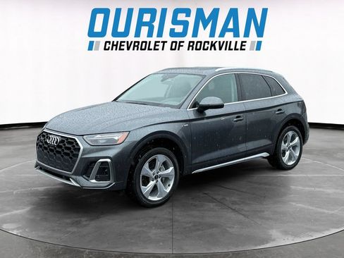 Used 2025 Audi Q5 2.0T Premium Plus w/ Premium Plus Package AWD/4WD image 2