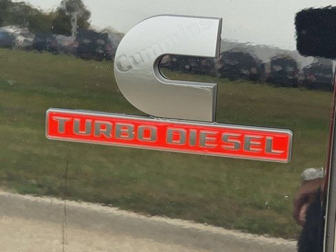 New 2026 RAM 2500 Laramie w/ Night Edition image 40