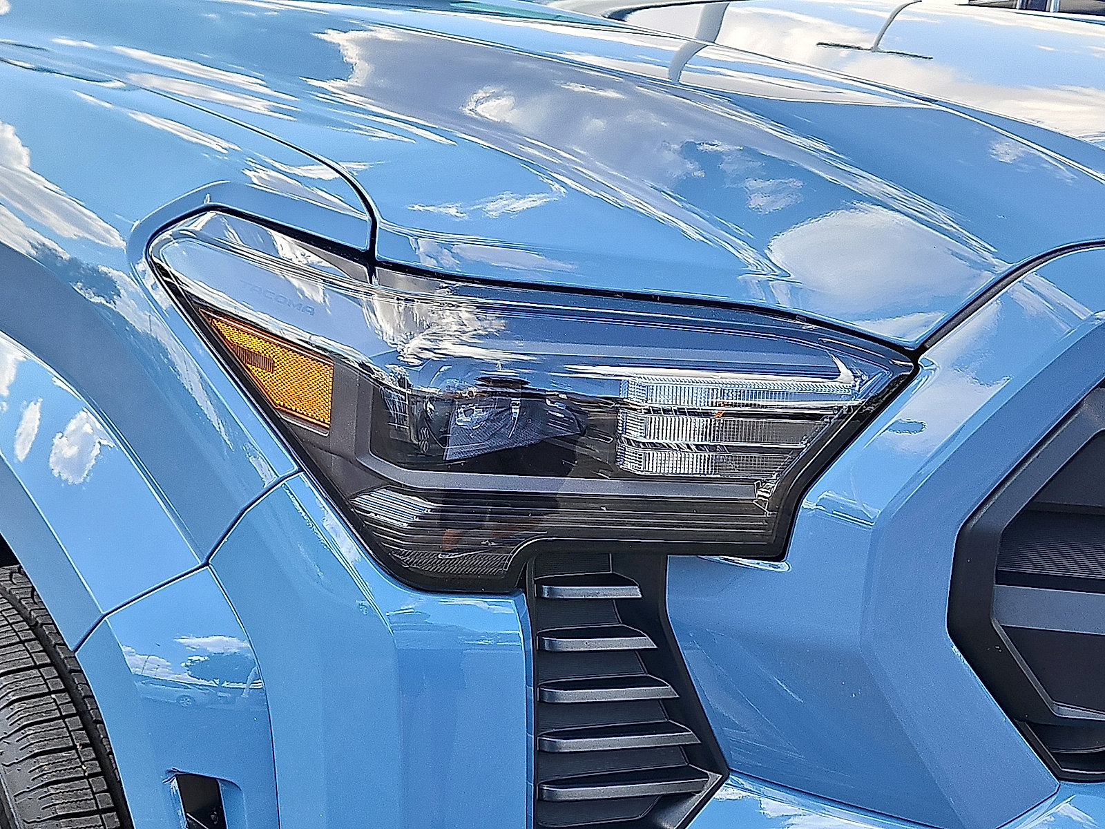 Certified 2026 Toyota Tacoma SR5 AWD/4WD image 6