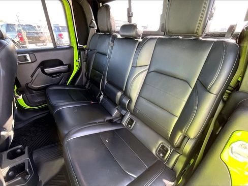 Used 2021 Jeep Gladiator Sport image 19