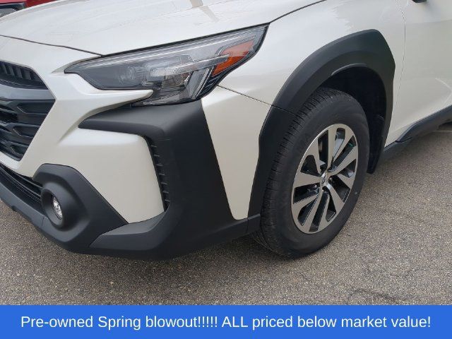 Used 2024 Subaru Outback Premium AWD/4WD image 6