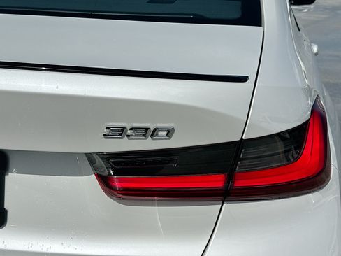 Certified 2025 BMW 330i Sedan w/ M Sport Package RWD image 32
