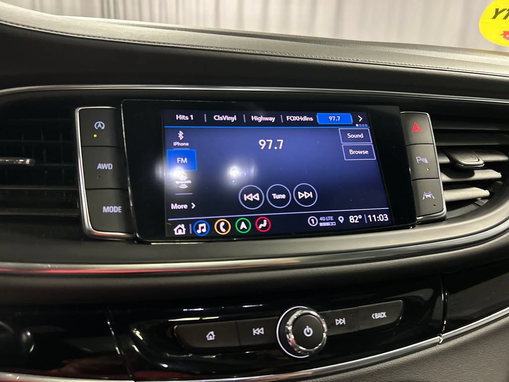 Used 2024 Buick Enclave Avenir w/ Avenir Technology Package AWD/4WD image 17