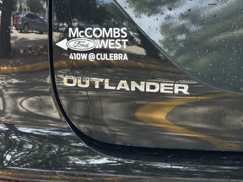 Used 2024 Mitsubishi Outlander SEL Black Edition AWD/4WD image 8
