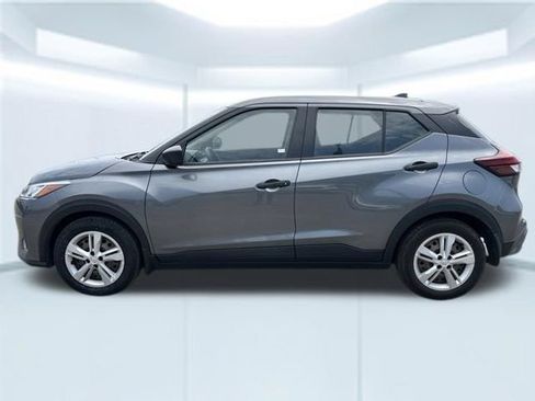 Used 2024 Nissan Kicks S FWD image 10