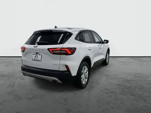 Used 2025 Ford Escape Active image 3