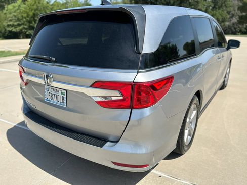 Used 2020 Honda Odyssey EX image 6