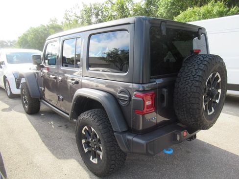 Used 2024 Jeep Wrangler Unlimited Rubicon 4xe AWD/4WD image 3