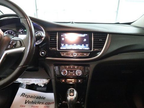 Used 2019 Buick Encore Preferred AWD/4WD image 12