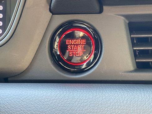 New 2026 Honda Pilot Sport image 18