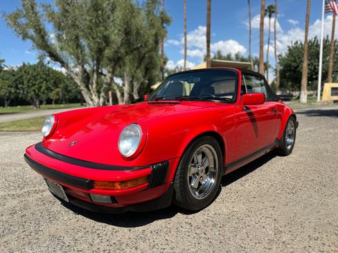 Used 1987 Porsche 911 Carrera RWD image 4