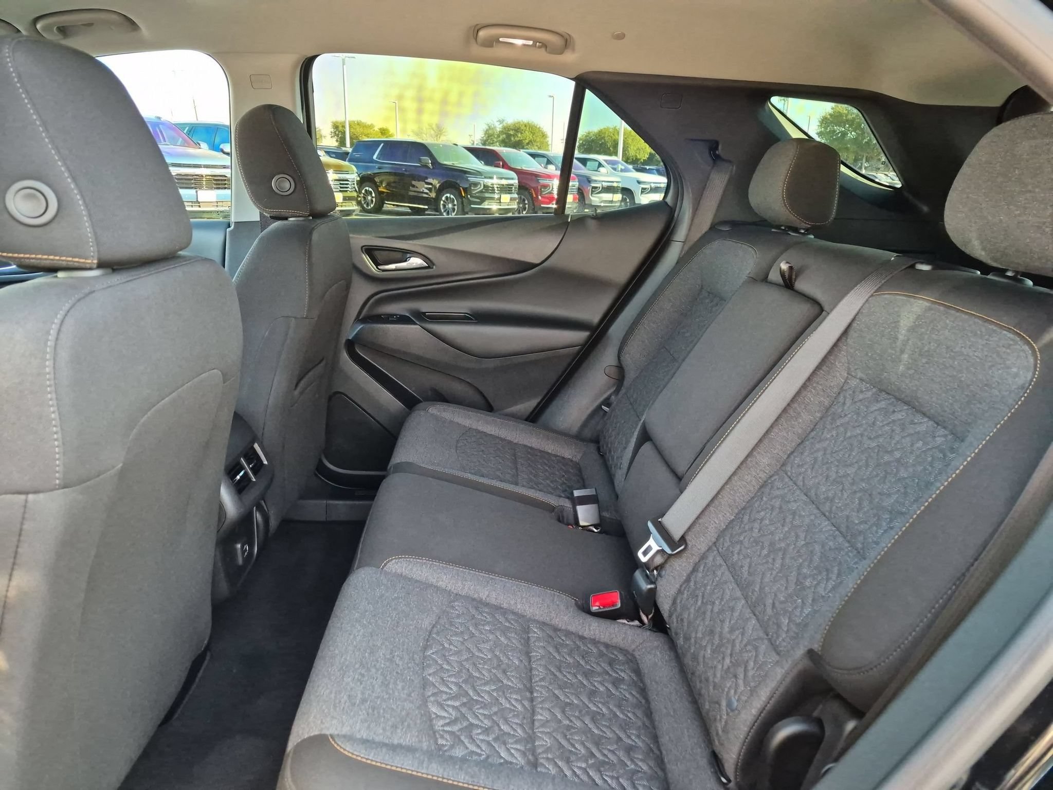 Used 2024 Chevrolet Equinox LT FWD image 14
