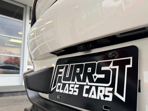 Used 2020 Aston Martin V8 Vantage Base 2dr Coupe image 9