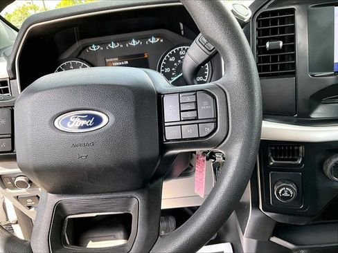 Used 2023 Ford F150 XL image 19