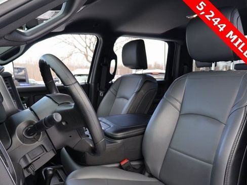 Used 2024 RAM 2500 Tradesman w/ Chrome Appearance Group image 16