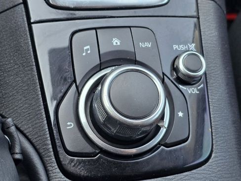 Used 2016 MAZDA MAZDA3 i Sport image 8