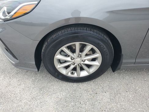 Used 2019 Hyundai Sonata SE image 18
