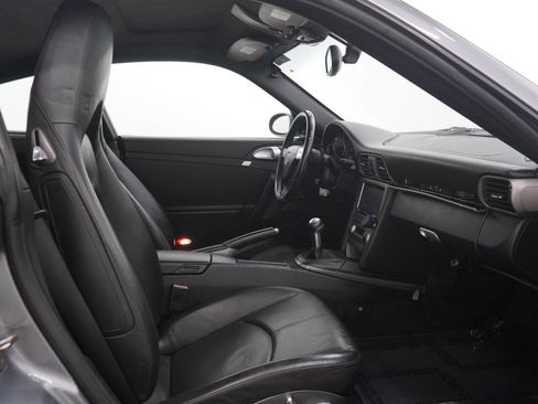 Used 2006 Porsche 911 Carrera 4 AWD/4WD image 11