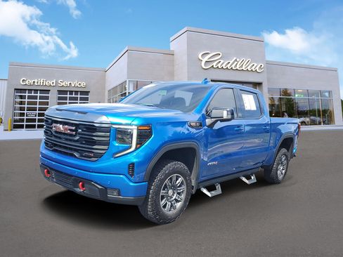 Used 2024 GMC Sierra 1500 AT4 w/ AT4 Preferred Package AWD/4WD image 1