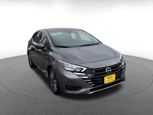 Used 2025 Nissan Versa SV image 16