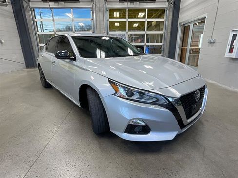 Used 2020 Nissan Altima 2.5 SL image 7